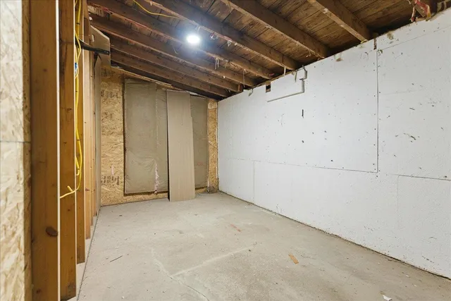 $370,000 | 450 Carroll Road, Warren, ME 04864