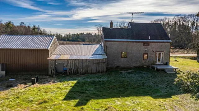 $370,000 | 450 Carroll Road, Warren, ME 04864