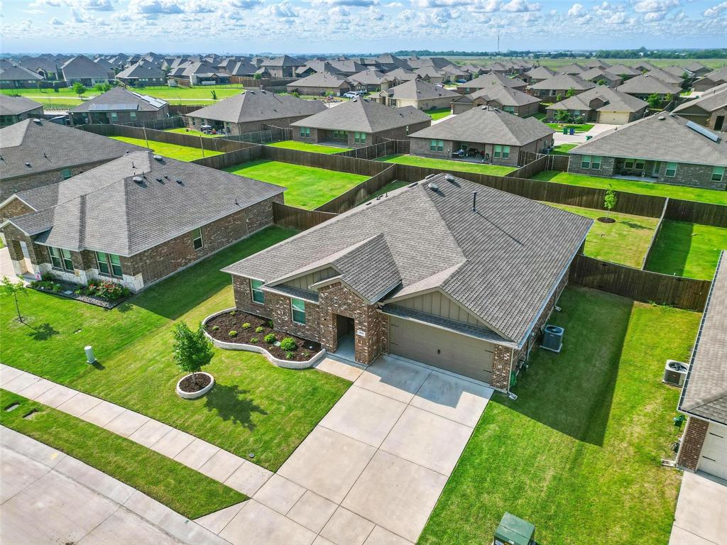 312 Duke Court Fate, TX 75189 - Photo 2 of 34
