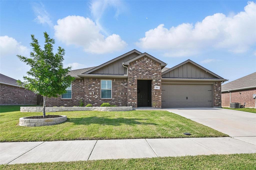 312 Duke Court Fate, TX 75189 - Photo 6 of 34