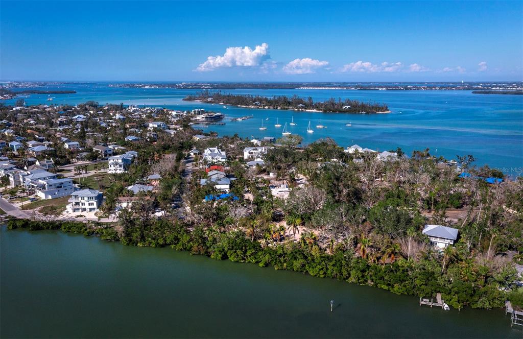 620 Jackson Way Longboat Key, FL 34228 - Photo 14 of 35