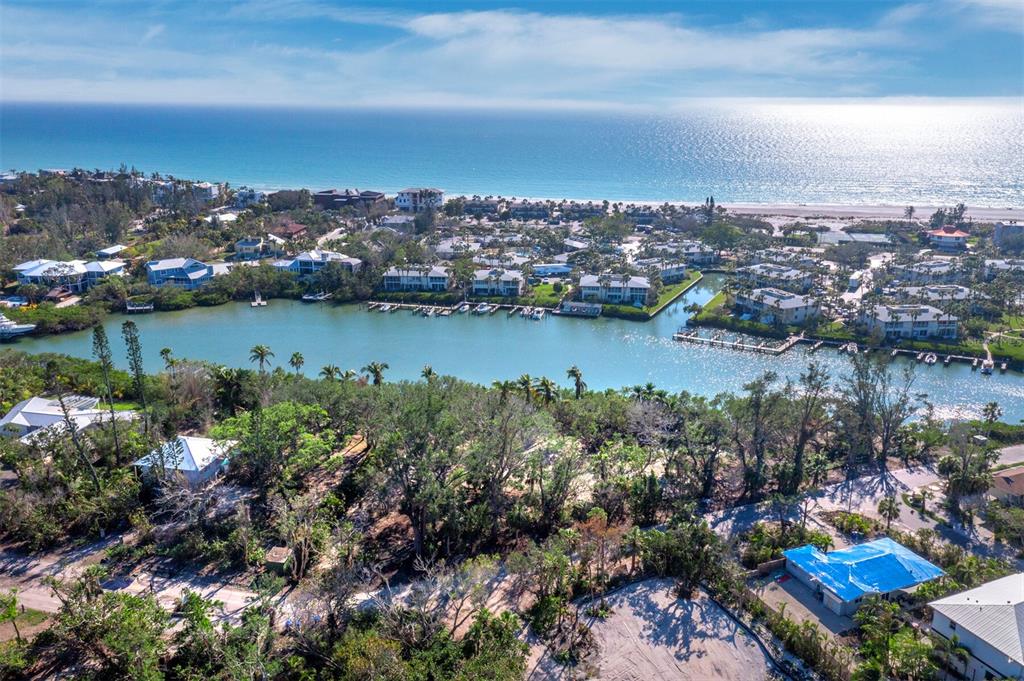 620 Jackson Way Longboat Key, FL 34228 - Photo 16 of 35