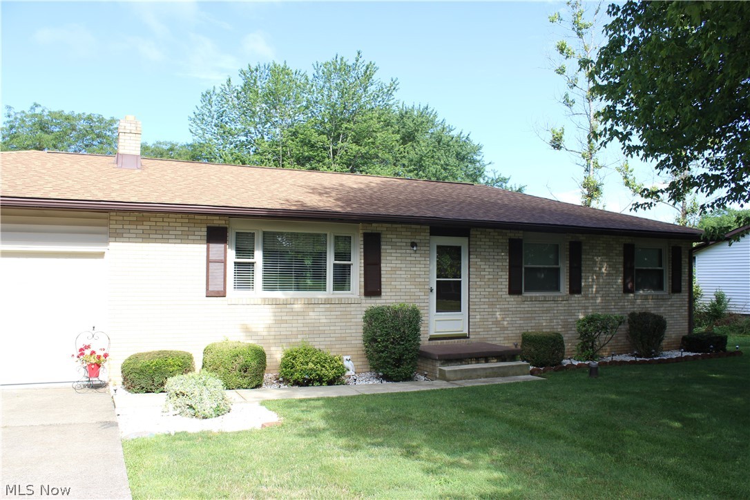 7269 Rolling Ridge Road Northeast North Canton, OH 44721 - Photo 2 of 31 Gallery Image 2