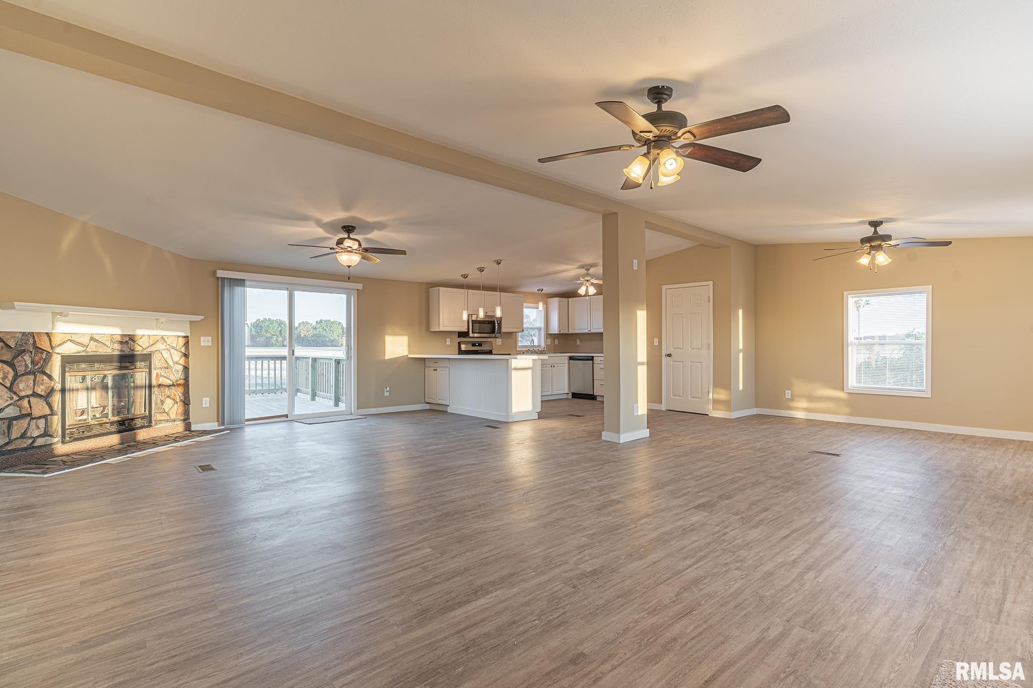 5342 Omega Road Iuka, IL 62849 - Photo 10 of 23