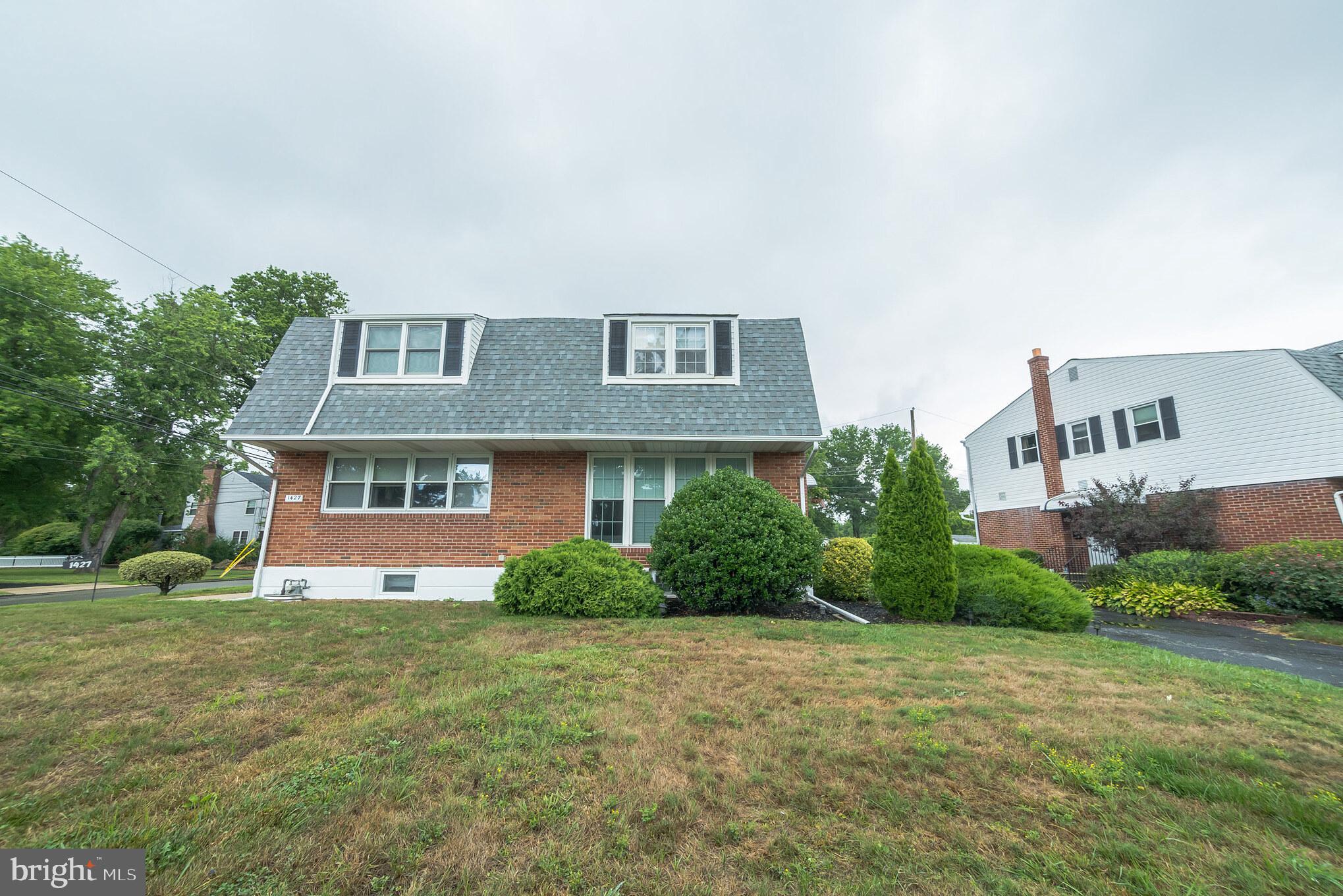 1425 Parklane Road Swarthmore, PA 19081 - Photo 2 of 30