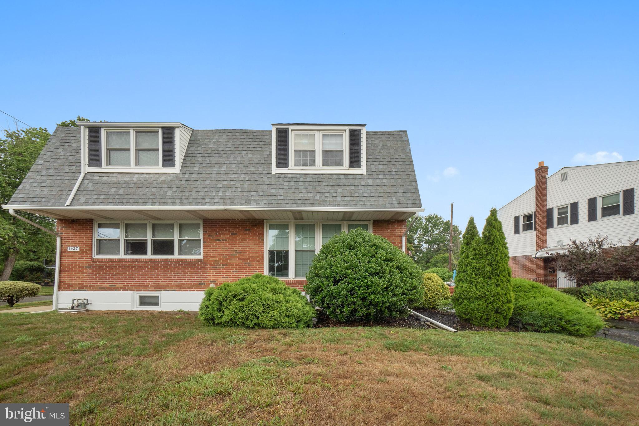 1425 Parklane Road Swarthmore, PA 19081 - Photo 3 of 30