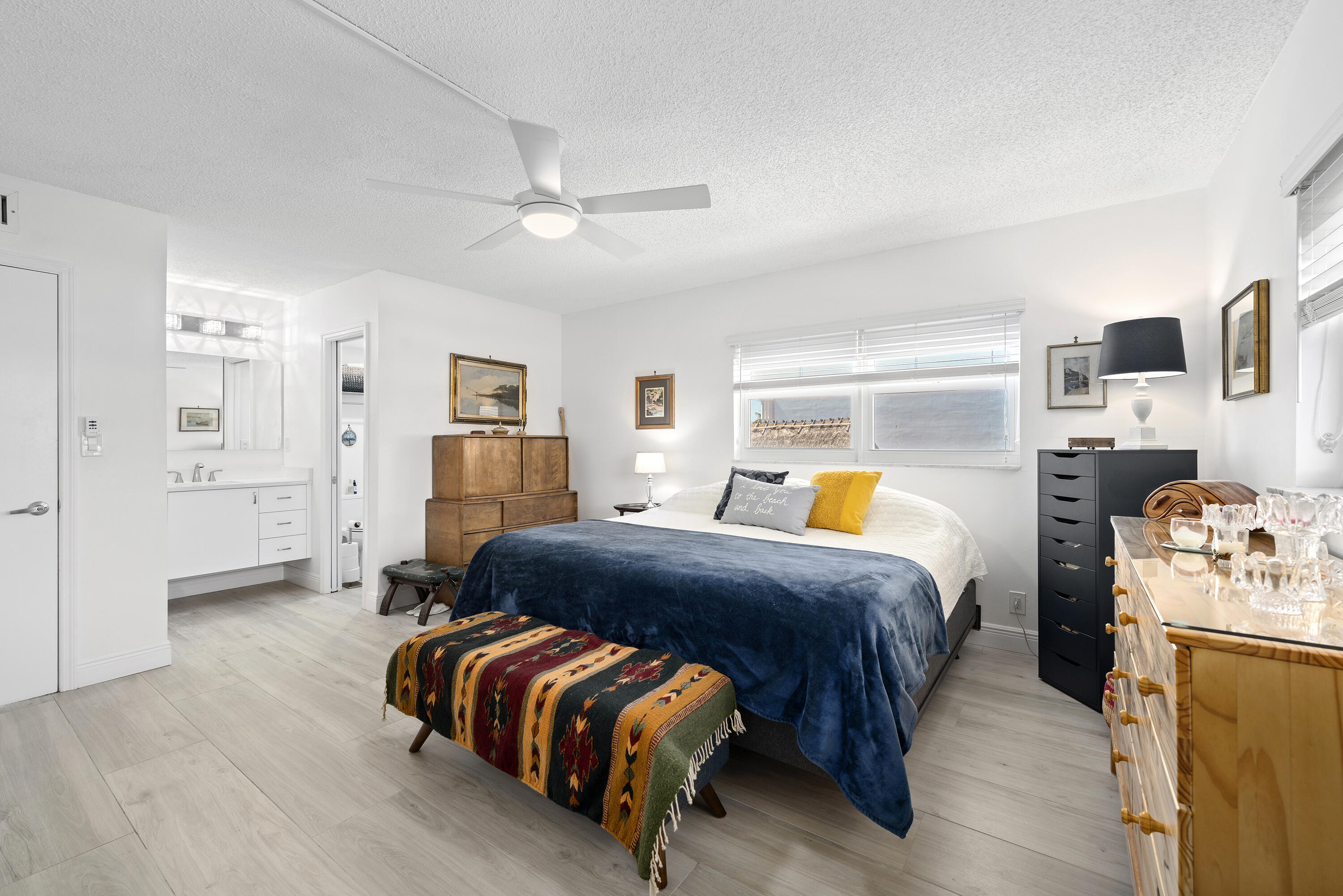 400 North Surf Road, Unit 306 Hollywood, FL 33019 - Photo 2 of 30 Mls-Res_5947