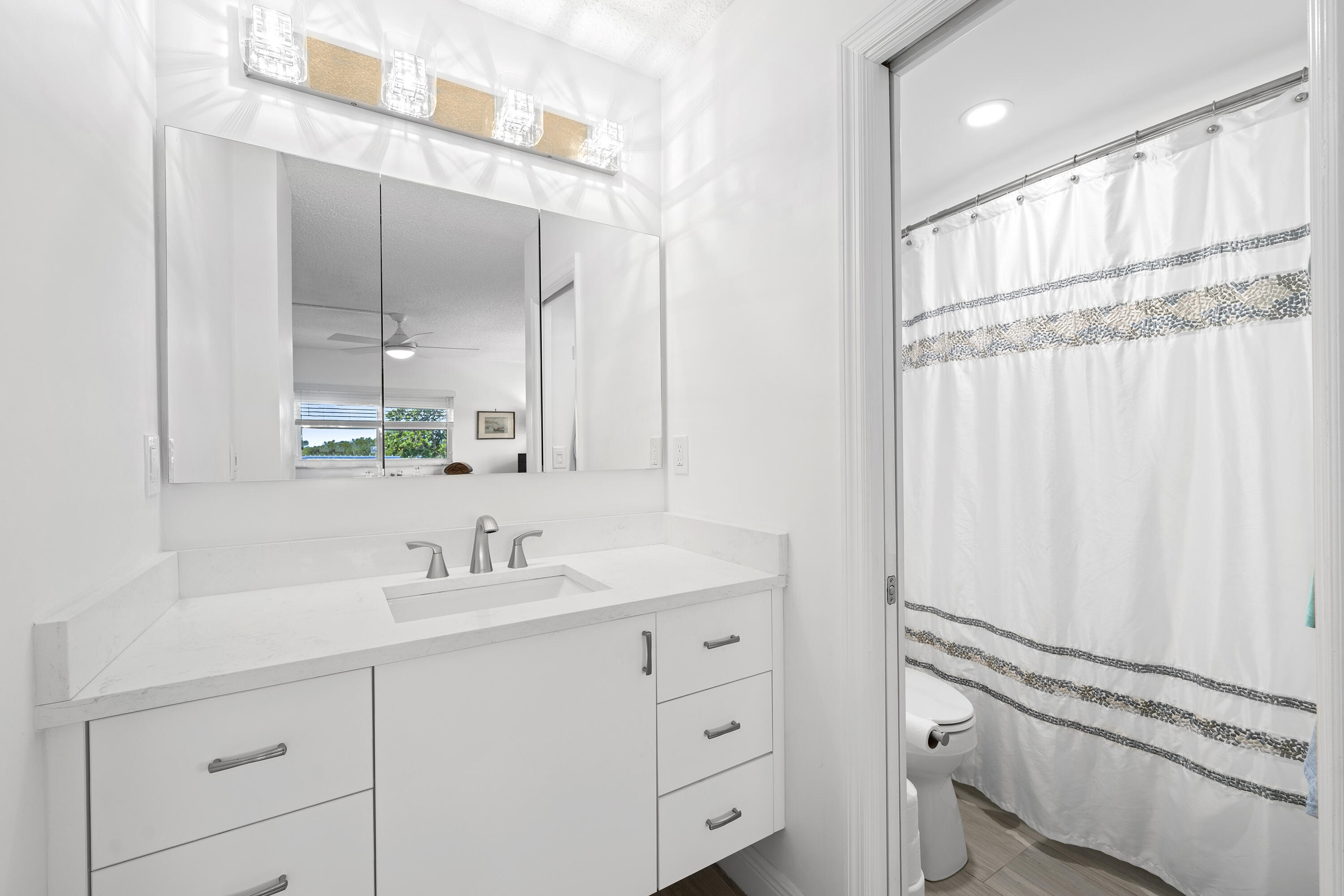 400 North Surf Road, Unit 306 Hollywood, FL 33019 - Photo 4 of 30 Mls-Res_5955