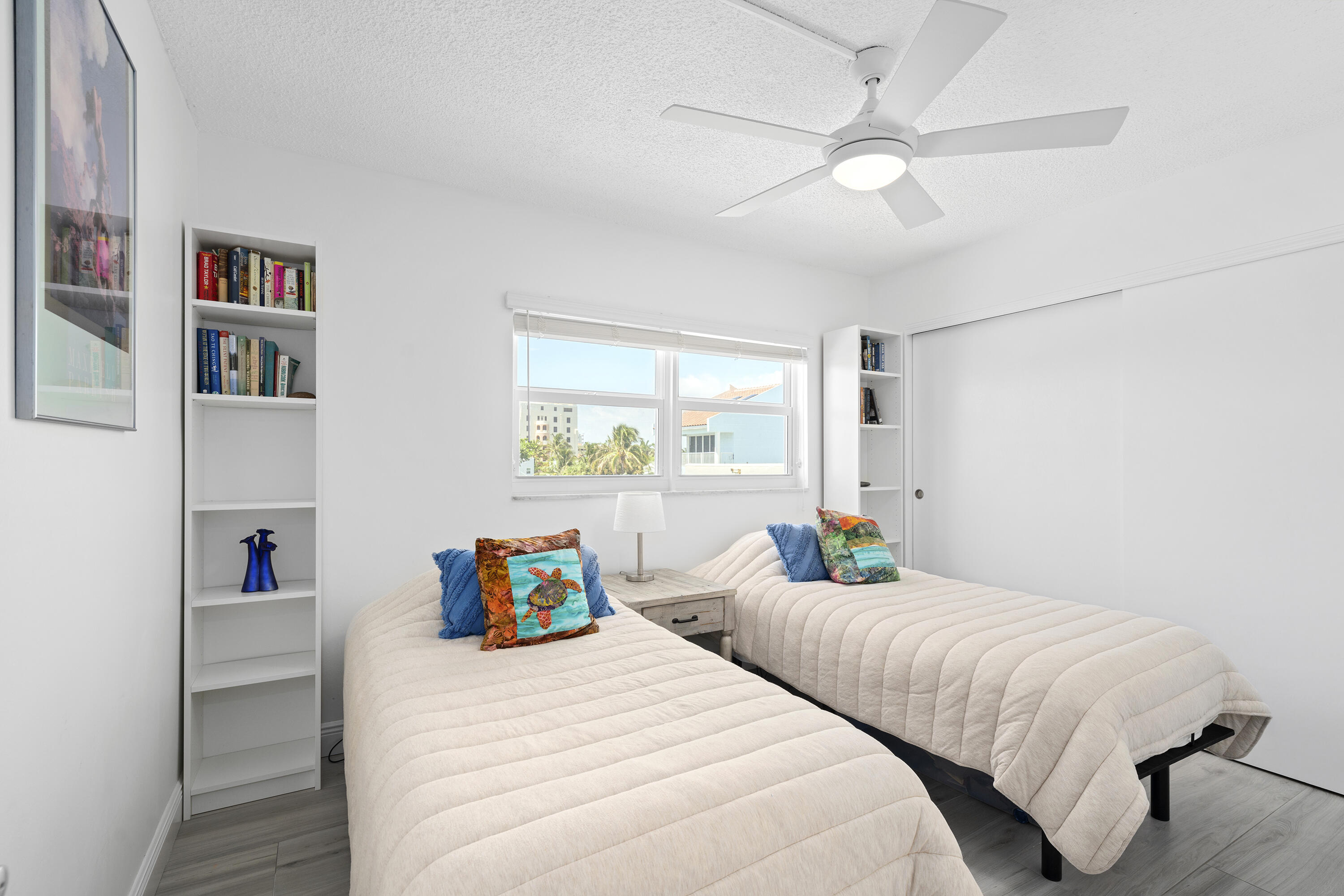 400 North Surf Road, Unit 306 Hollywood, FL 33019 - Photo 5 of 30 Mls-Res_6090