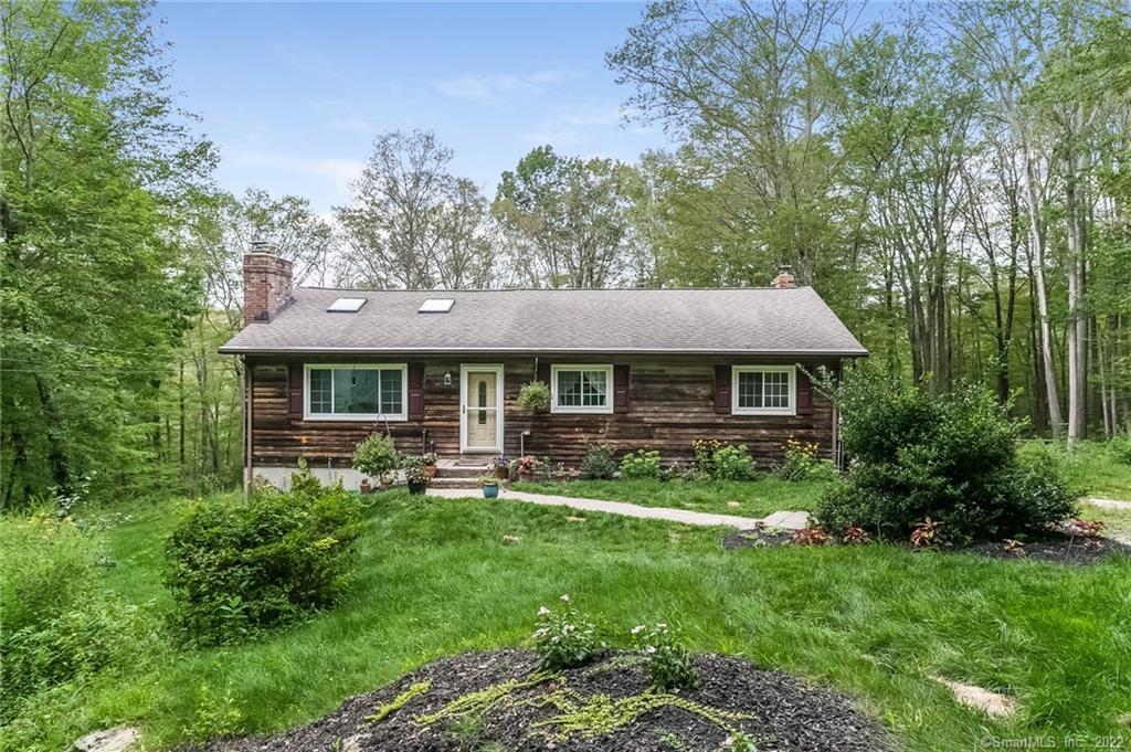 39 Old Willimantic Road Columbia, CT 06237 - Photo 1 of 1 Gallery Image 1