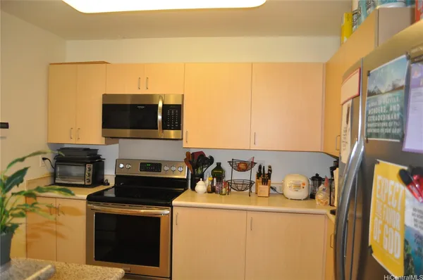 $3,200 | 95-1075 Koolani Drive, Unit 328, Mililani, HI 96789