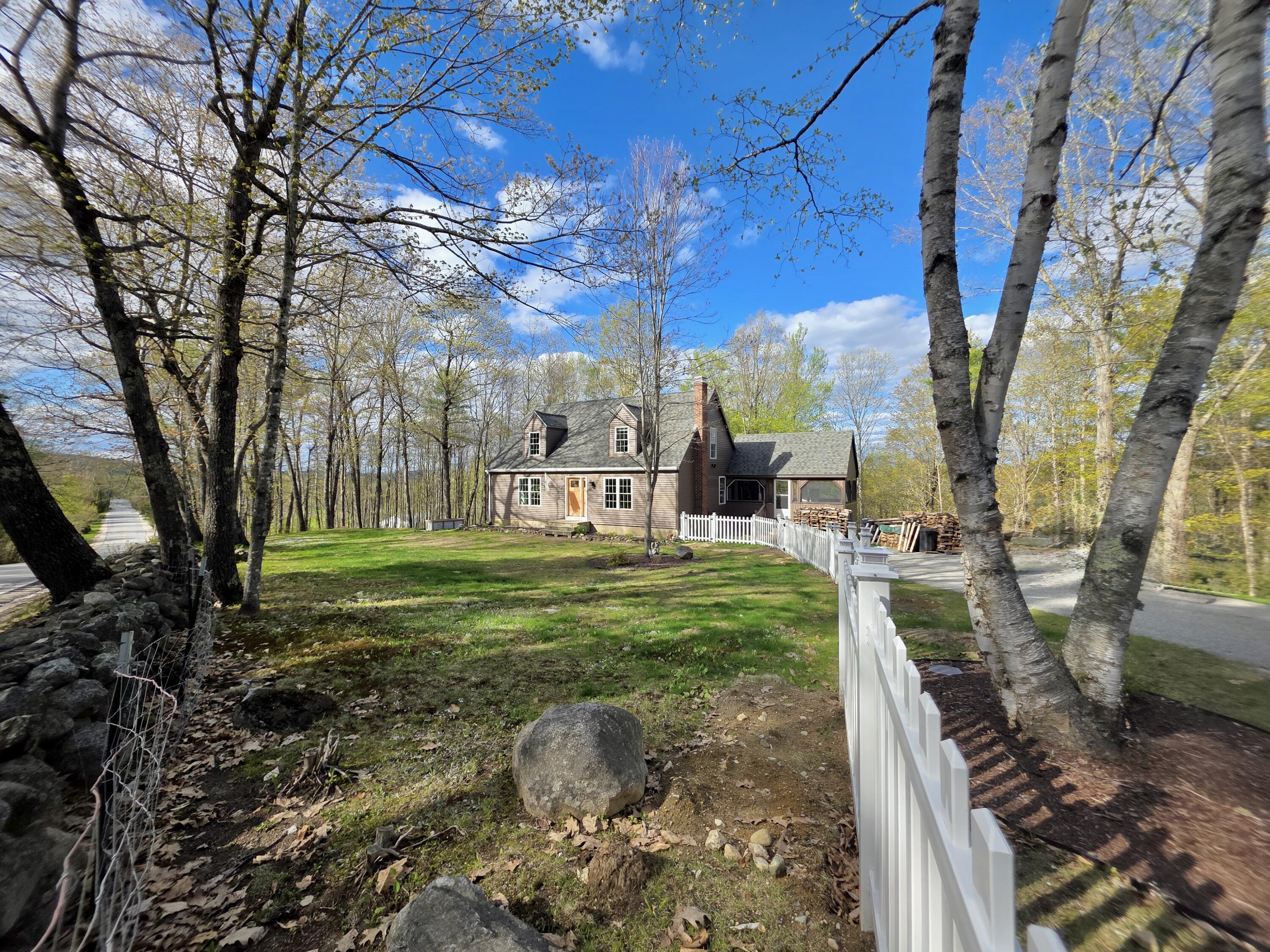 319 North Raymond Road Raymond, ME 04071 - Photo 2 of 47 319 N Raymond Rd