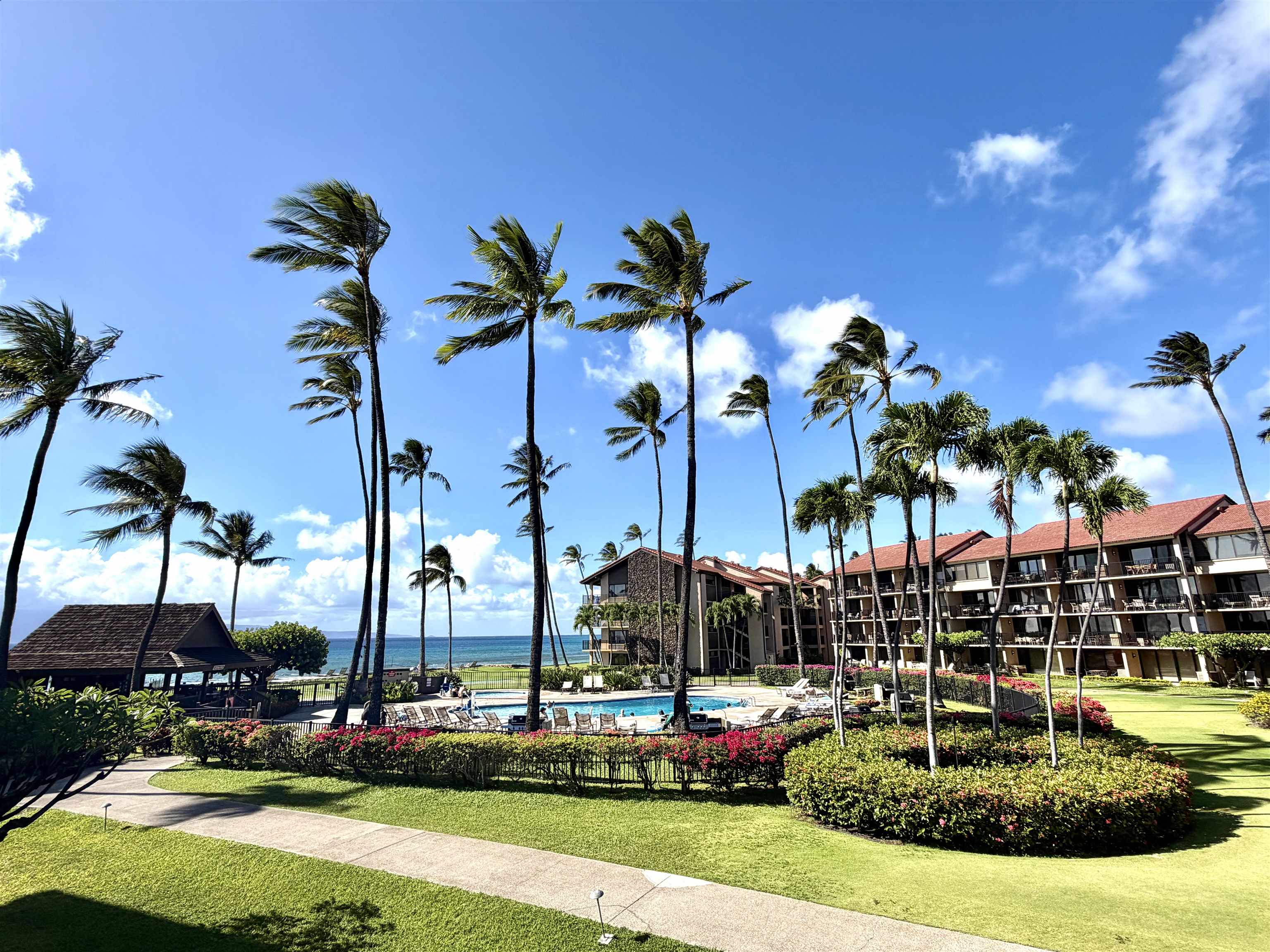3543 Lower Honoapiilani Road, Unit E206 Lahaina, HI 96761 - Photo 2 of 29