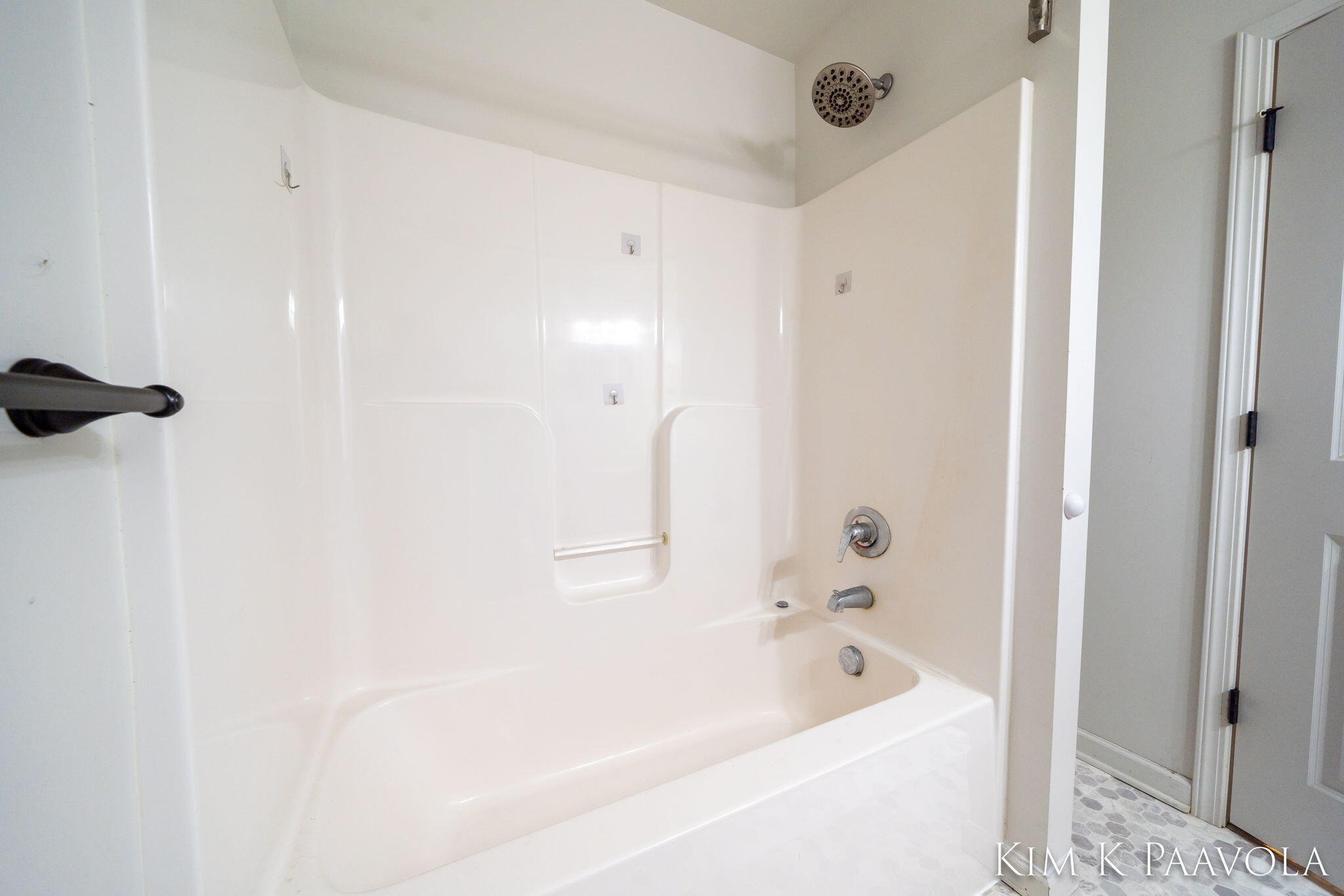 377 Pine Ridge Drive Belding, MI 48809 - Photo 25 of 44 Daylight level bath