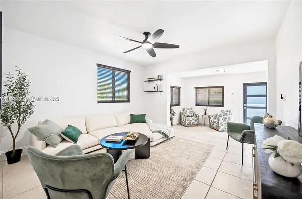 $789,000 | 944 Southwest 10th Avenue, Miami, FL 33130