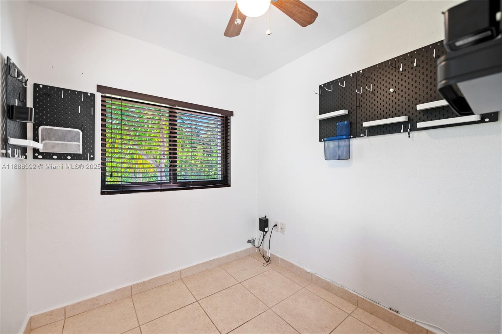 944 Southwest 10th Avenue Miami, FL 33130 - Photo 4 of 30 Bonus room