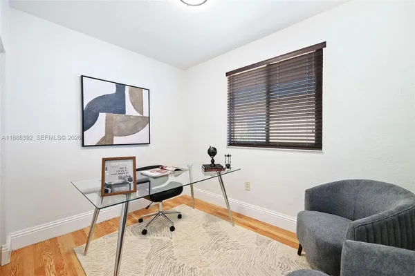 $789,000 | 944 Southwest 10th Avenue, Miami, FL 33130