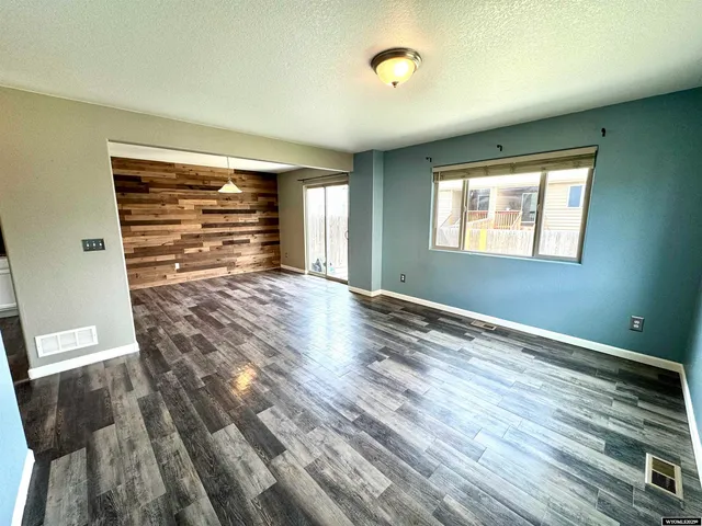 $323,000 | 5014 Crews Court, Cheyenne, WY 82001