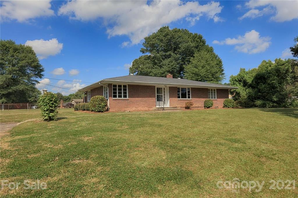3606 Union Road Gastonia, NC 28056 - Photo 2 of 19 Gallery Image 2