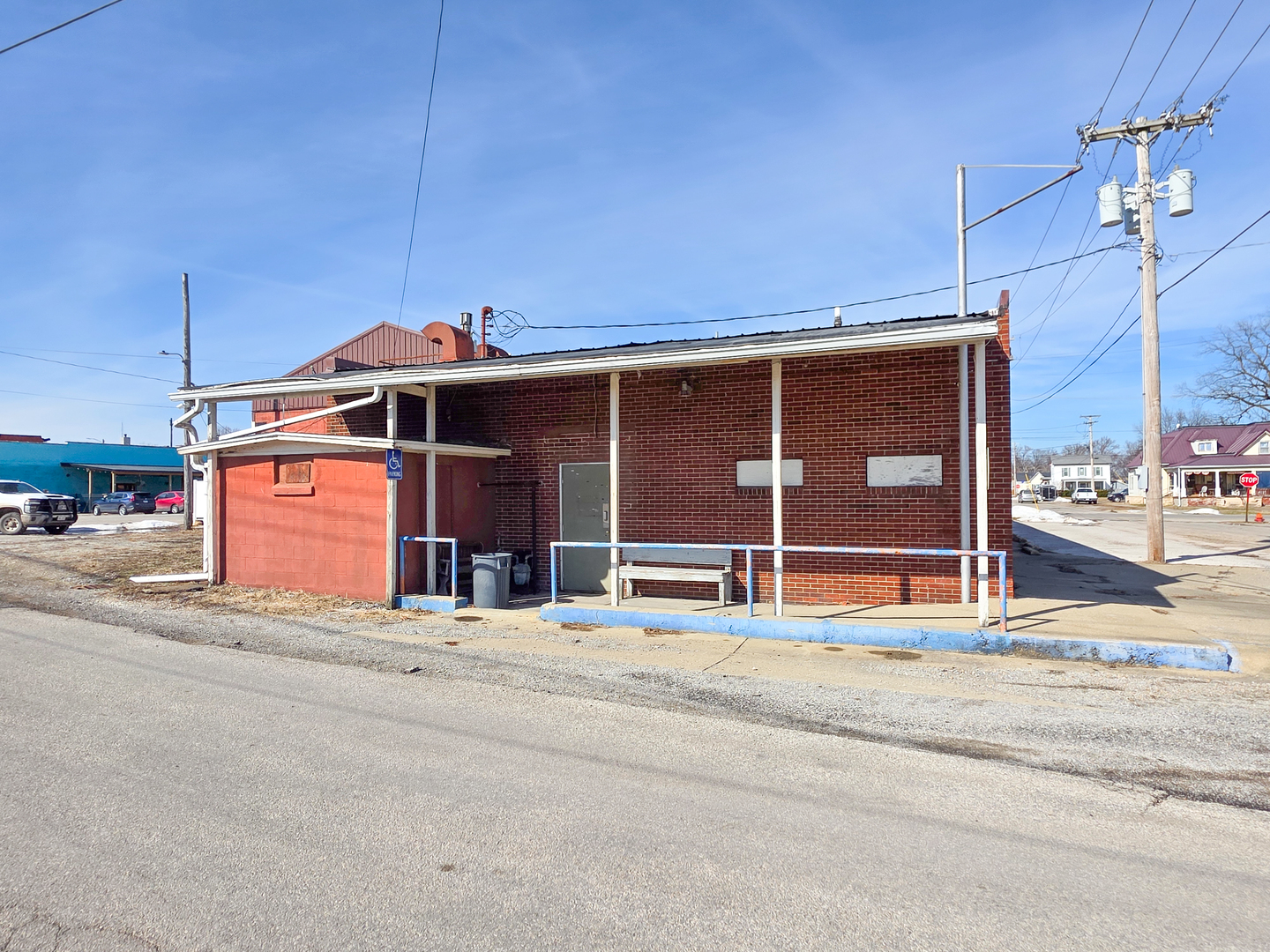 232 East North Avenue Flora, IL 62839 - Photo 2 of 35