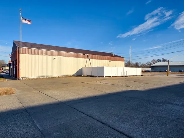 $65,000 | 232 East North Avenue, Flora, IL 62839