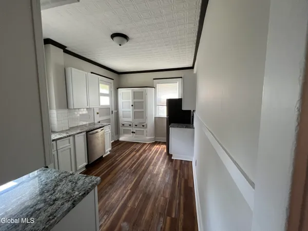 $16,800 | 1084 Wendell Avenue, Unit 1, Schenectady, NY 12308