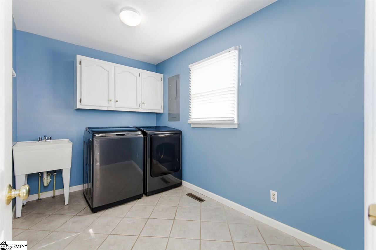 105 Timberjack Street Simpsonville, SC 29680 - Photo 13 of 34 Gallery Image 13
