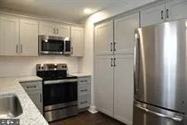 $1,745 | 2 South Lime Street, Unit 4, Quarryville, PA 17566