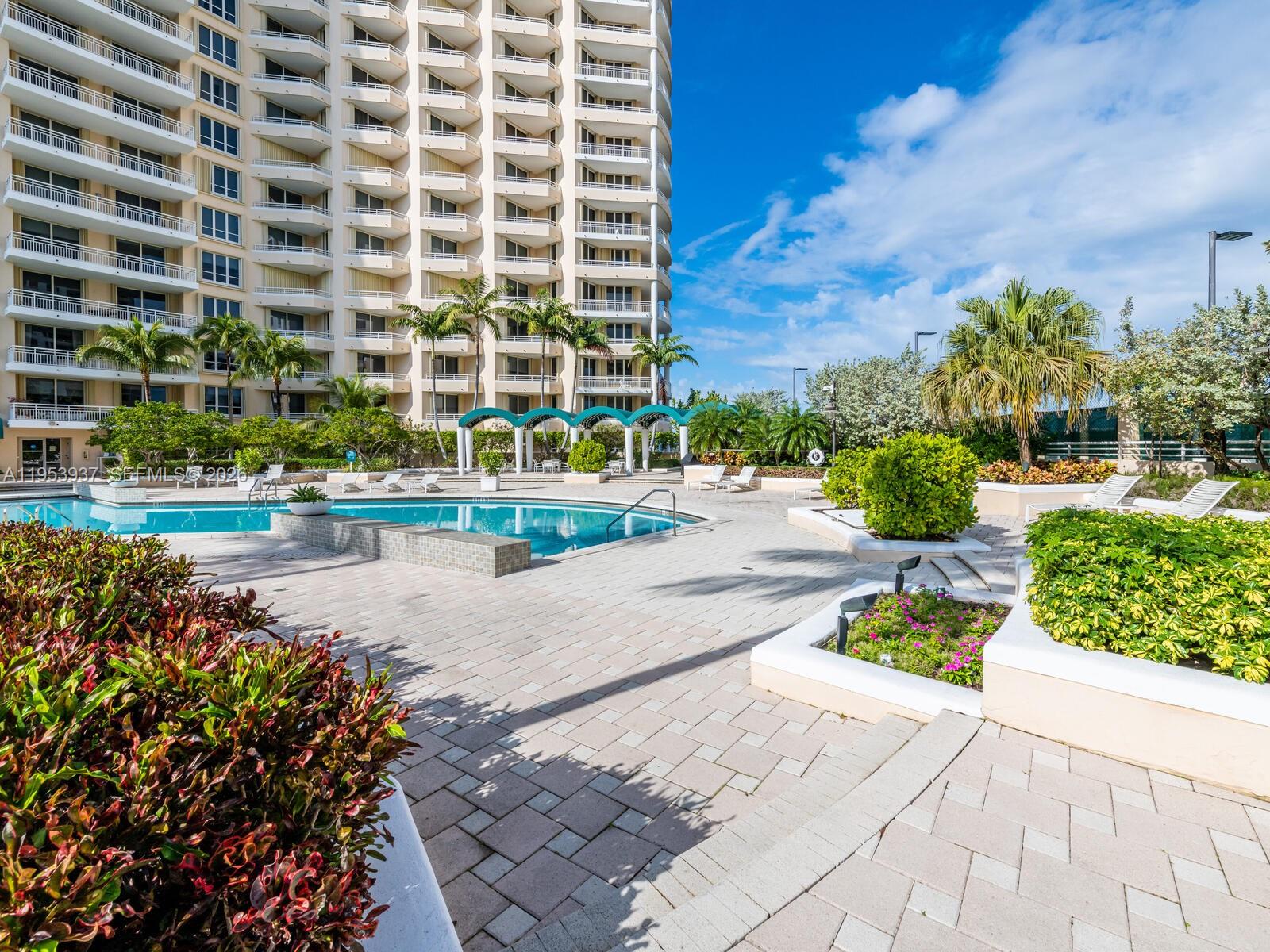 888 Brickell Key Drive, Unit 210 Miami, FL 33131 - Photo 74 of 79