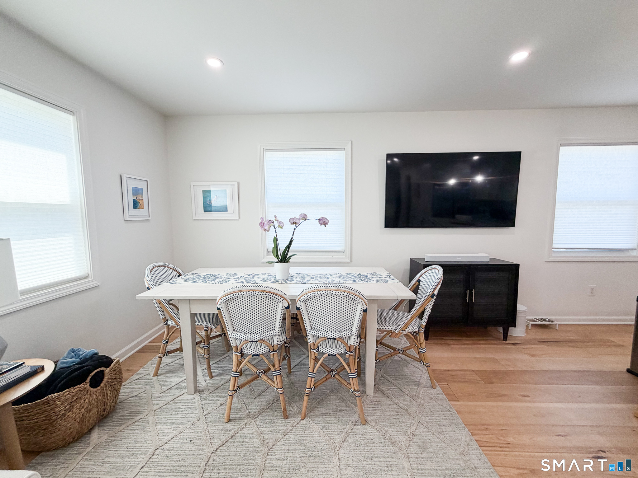 9 Hanover Street Milford, CT 06460 - Photo 6 of 27