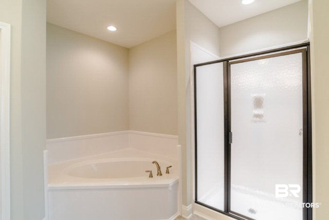 9670 Tanager Lane Daphne, AL 36527 - Photo 27 of 30 Separate shower