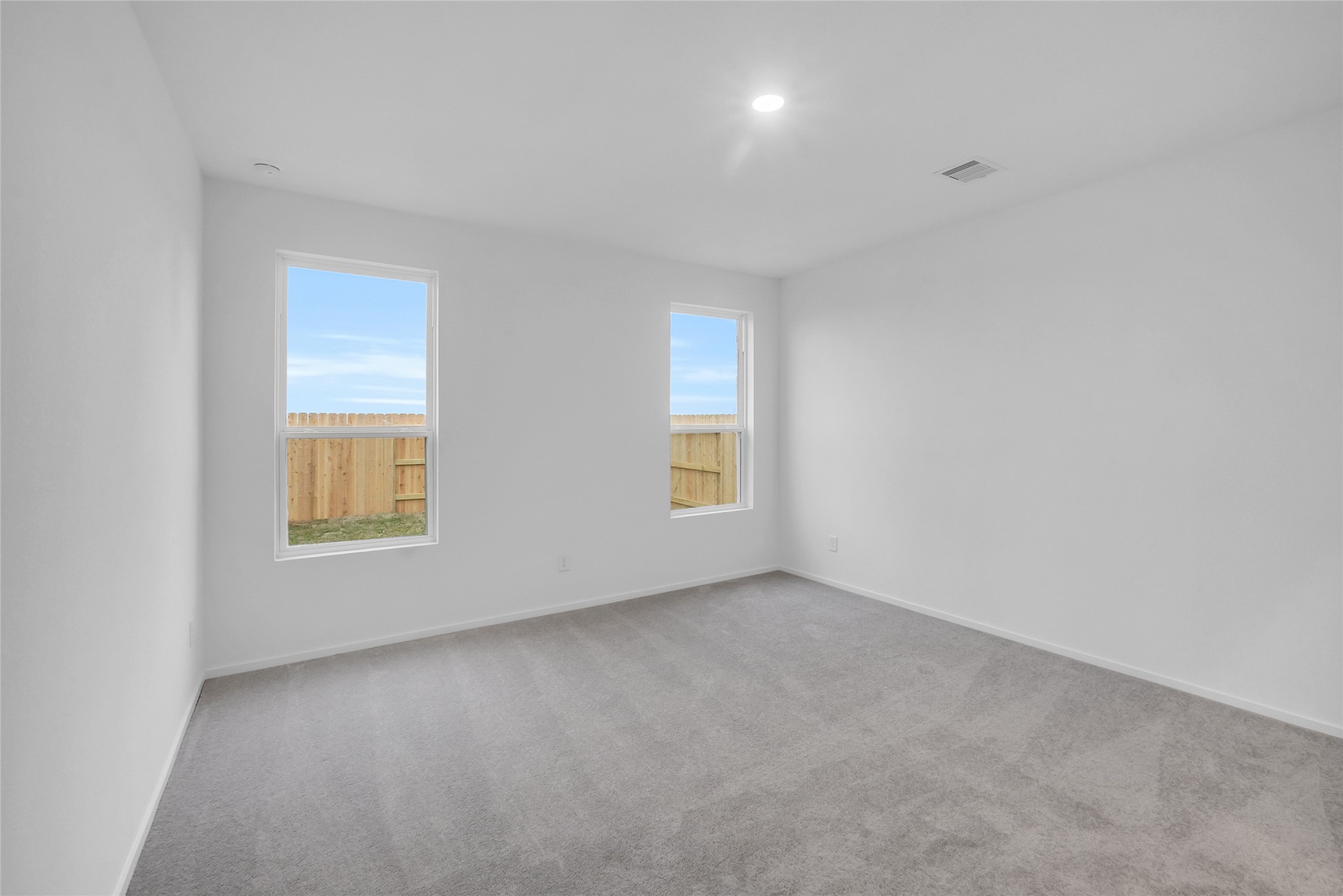 5437 Bear Run Bryan, TX 77807 - Photo 12 of 35 an empty room with a window