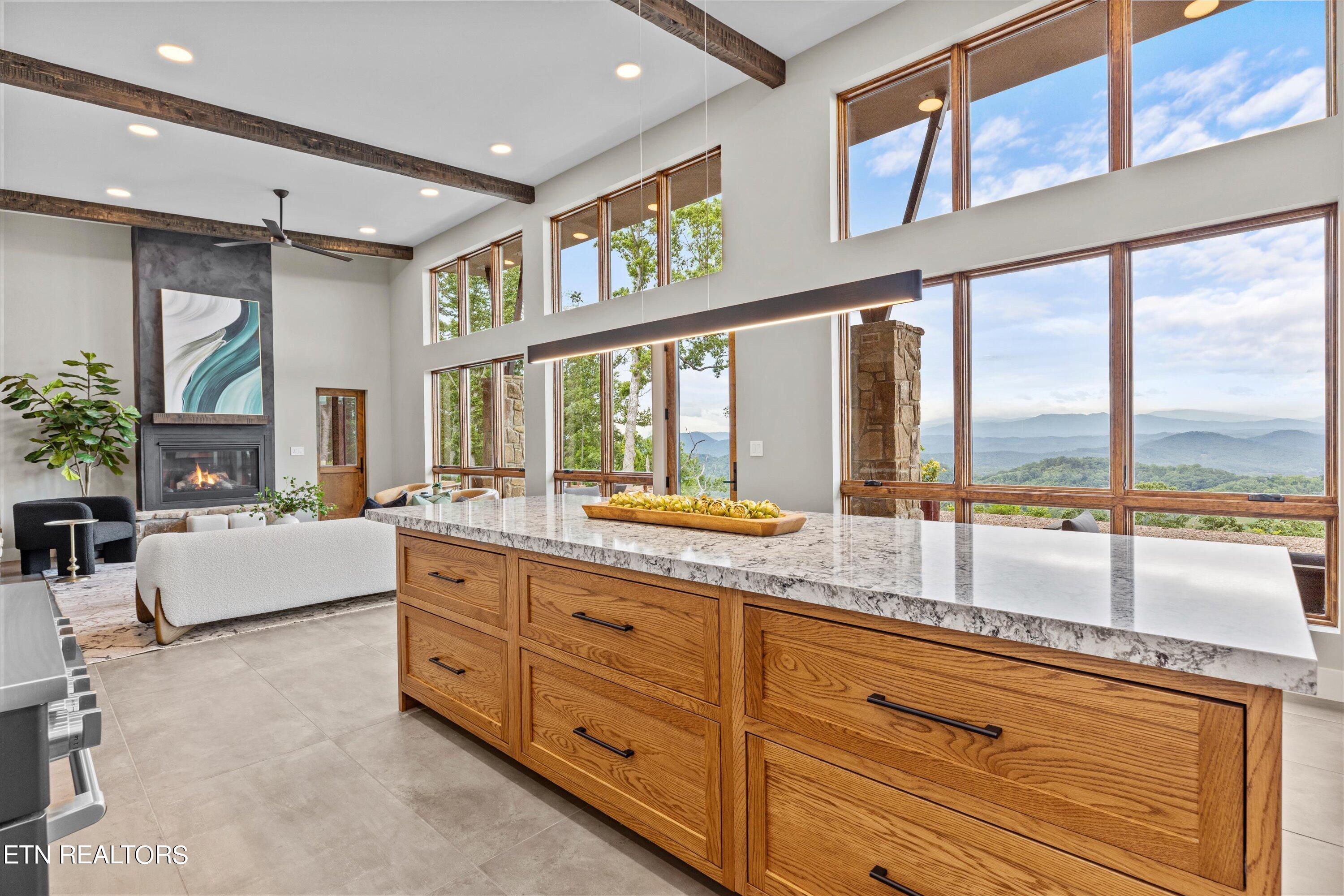 034-1075 Reagan Valley Rd PREMIUM-098