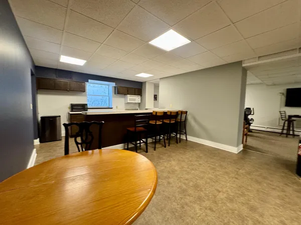 $199,999 | 3150 Excelsior Boulevard, Unit 211, Minneapolis, MN 55416