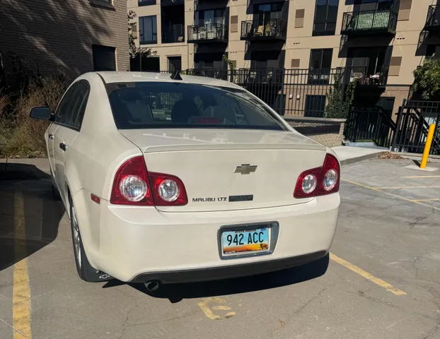 $205,000 | 3150 Excelsior Boulevard, Unit 211, Minneapolis, MN 55416