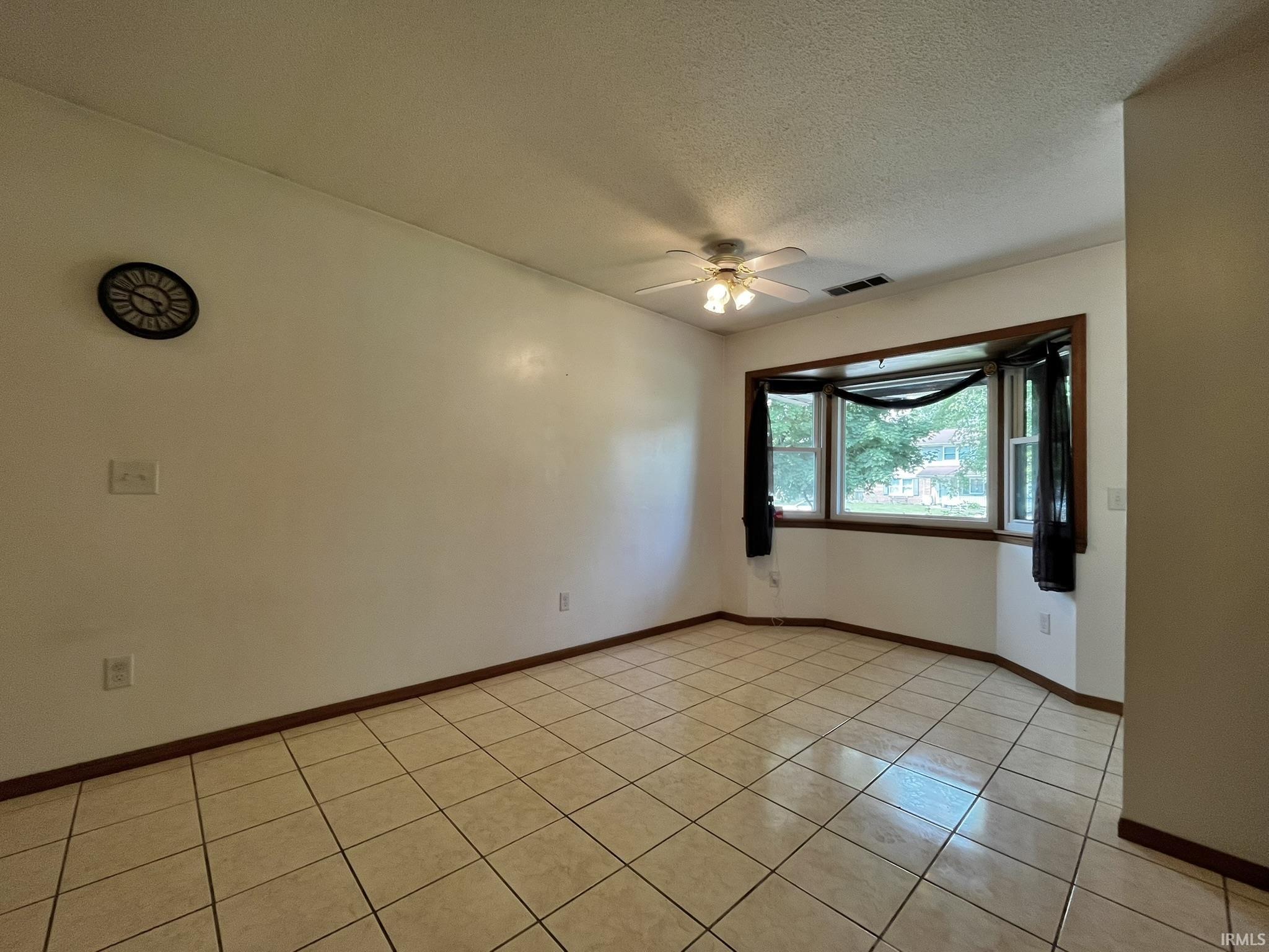 8909 Mariners Ridge Drive Fort Wayne, IN 46819 - Photo 7 of 35