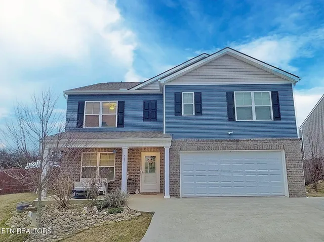 $459,900 | 401 Creek Bridge Way, Maryville, TN 37804