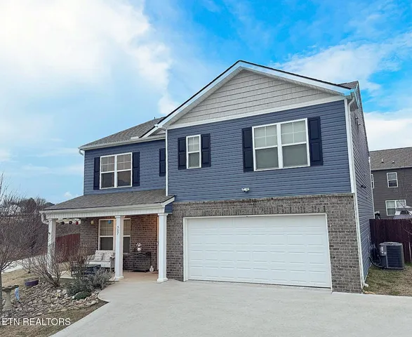 $459,900 | 401 Creek Bridge Way, Maryville, TN 37804