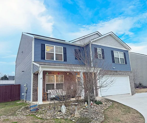 $459,900 | 401 Creek Bridge Way, Maryville, TN 37804