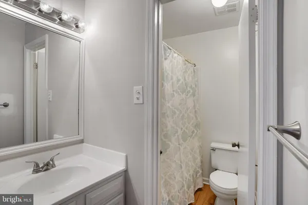 $3,400 | 14623 Lock Drive, Centreville, VA 20120