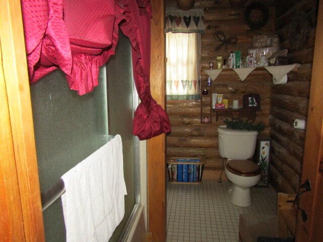 637 Salem Road Phillips, ME 04966 - Photo 9 of 21 IMG_8745