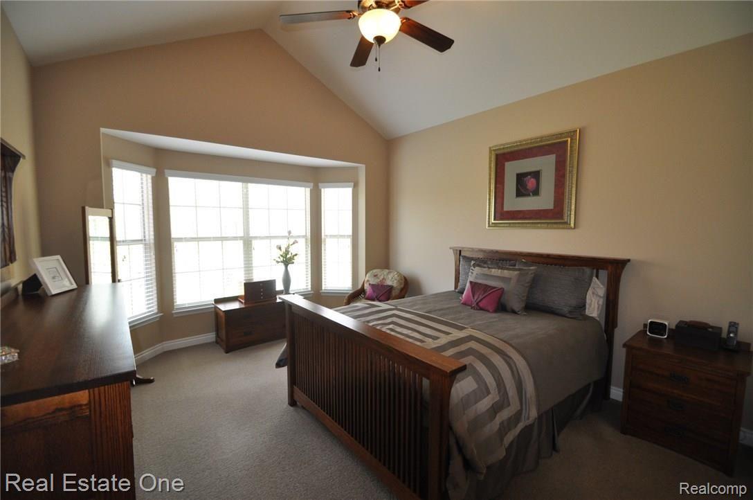 2744 Castlemartin Court Rochester, MI 48306 - Photo 9 of 30 8.JPG