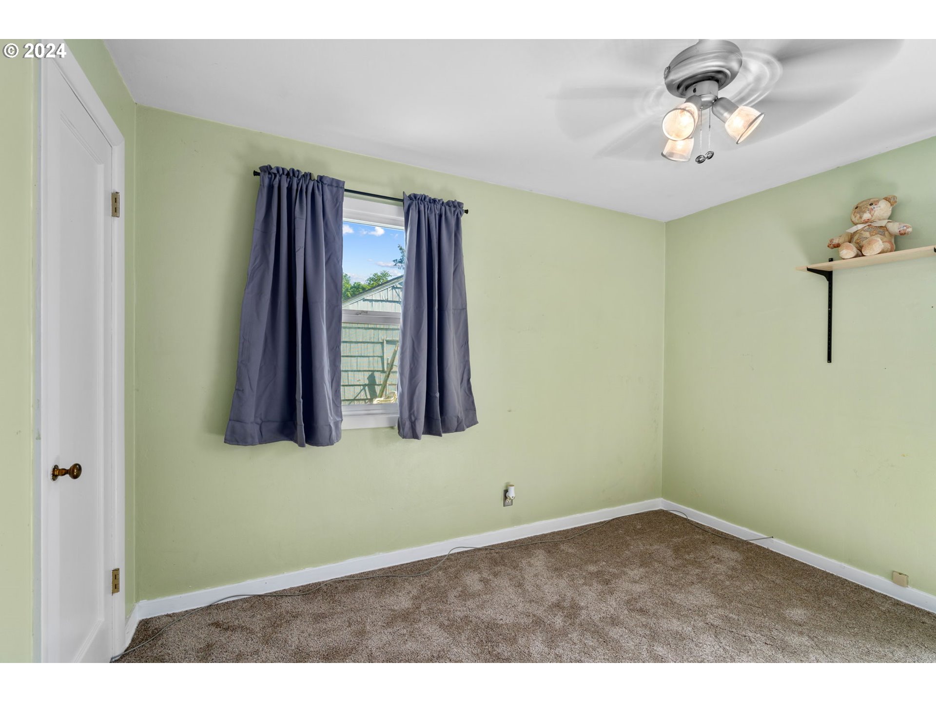 465 Gilbert Street Eugene, OR 97402 - Photo 12 of 29 Gallery Image 12
