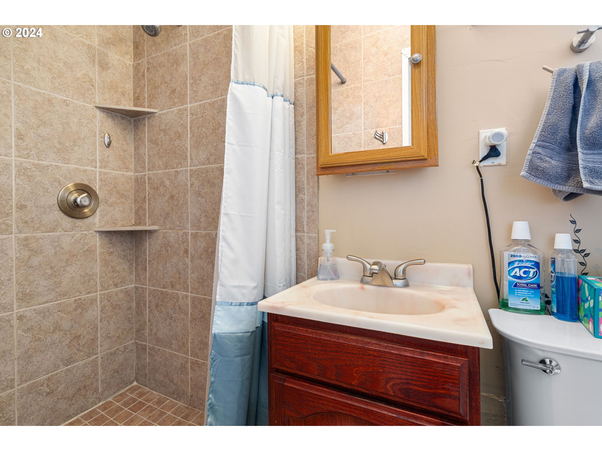 465 Gilbert Street Eugene, OR 97402 - Photo 18 of 29 Gallery Image 18