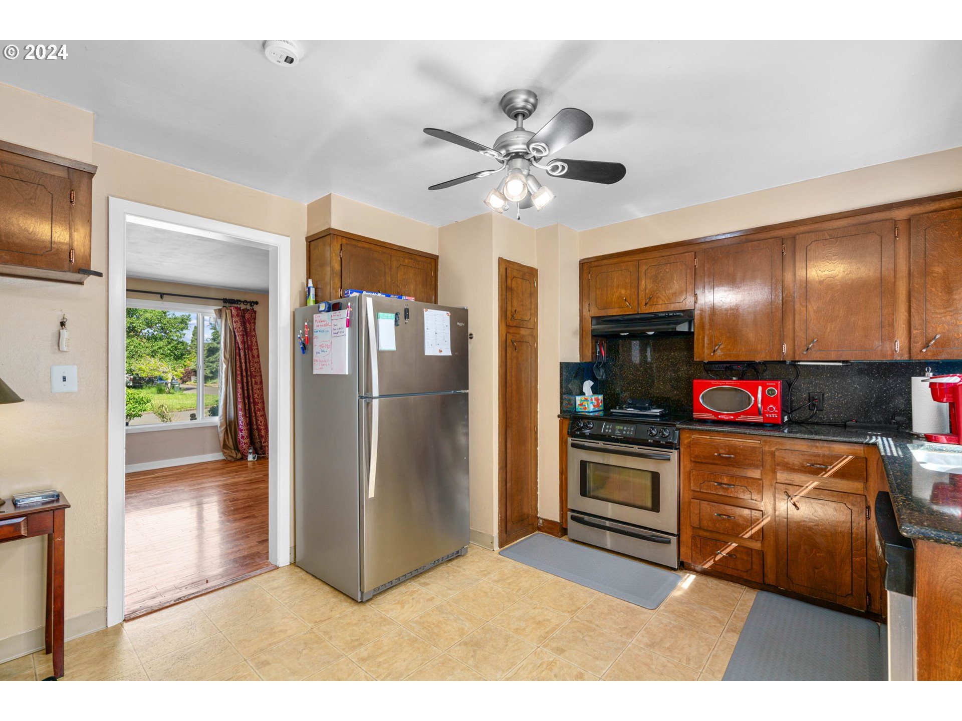 465 Gilbert Street Eugene, OR 97402 - Photo 10 of 29 Gallery Image 10