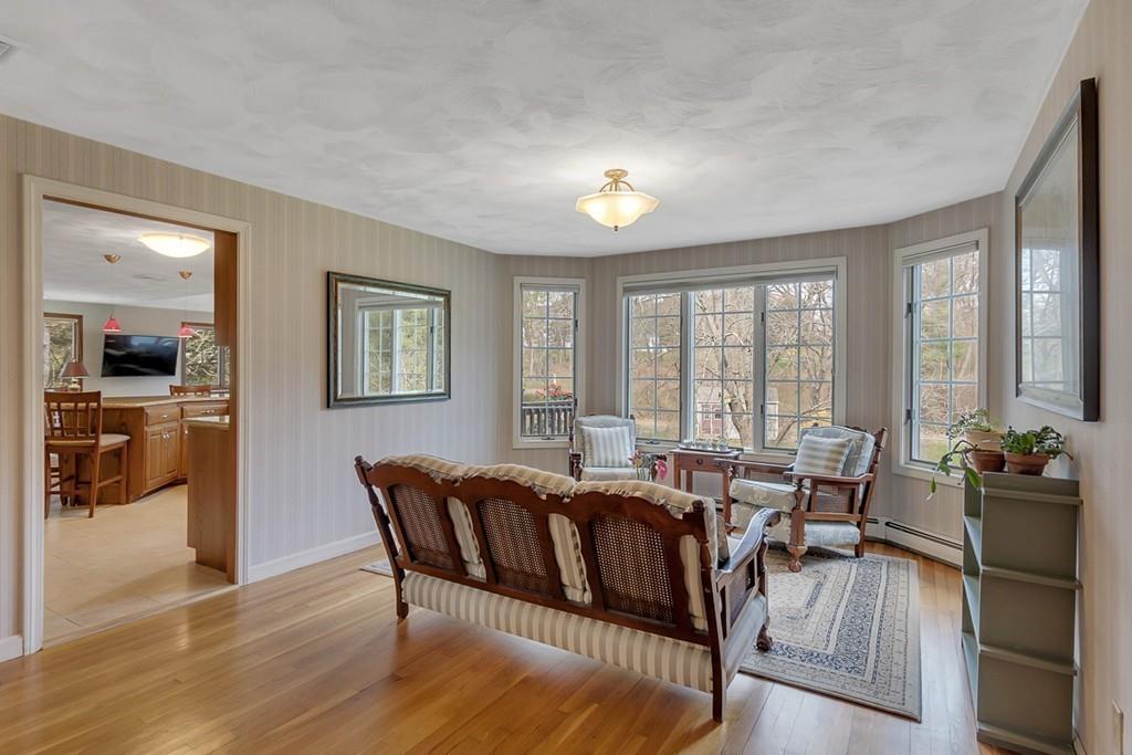 6 Percheron Road Chelmsford, MA 01824 - Photo 5 of 37 Gallery Image 5