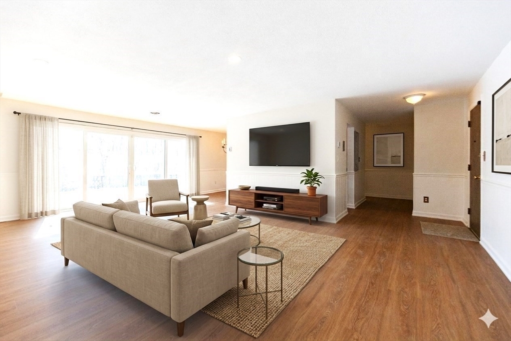 1212 Greendale Avenue, Unit 300 Needham, MA 02492 - Photo 4 of 24