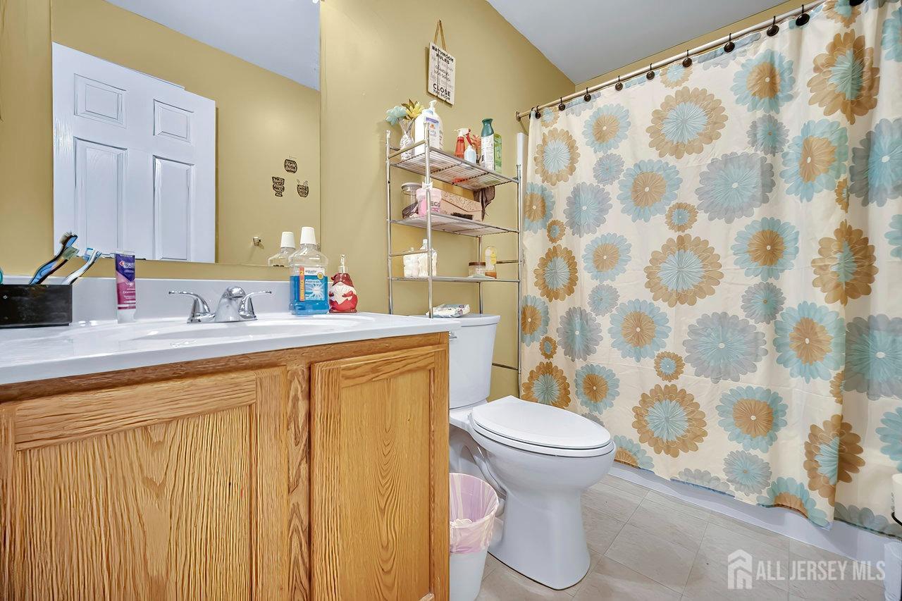 15 Villanova Road Old Bridge, NJ 08859 - Photo 10 of 26
