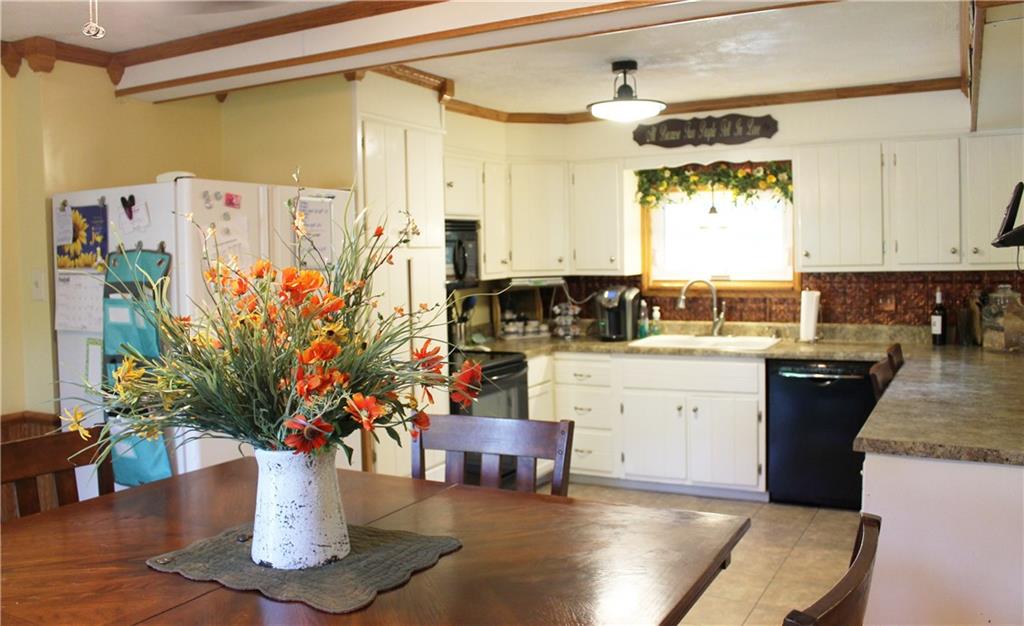 183 Concord Circle Road Beaver Falls, PA 15010 - Photo 9 of 25 Imagine your family enjoying holiday meals in this homey kitchen...