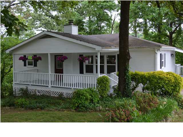 510 Intermont Road Chattanooga, TN 37415 - Photo 1 of 23 Primary Photo